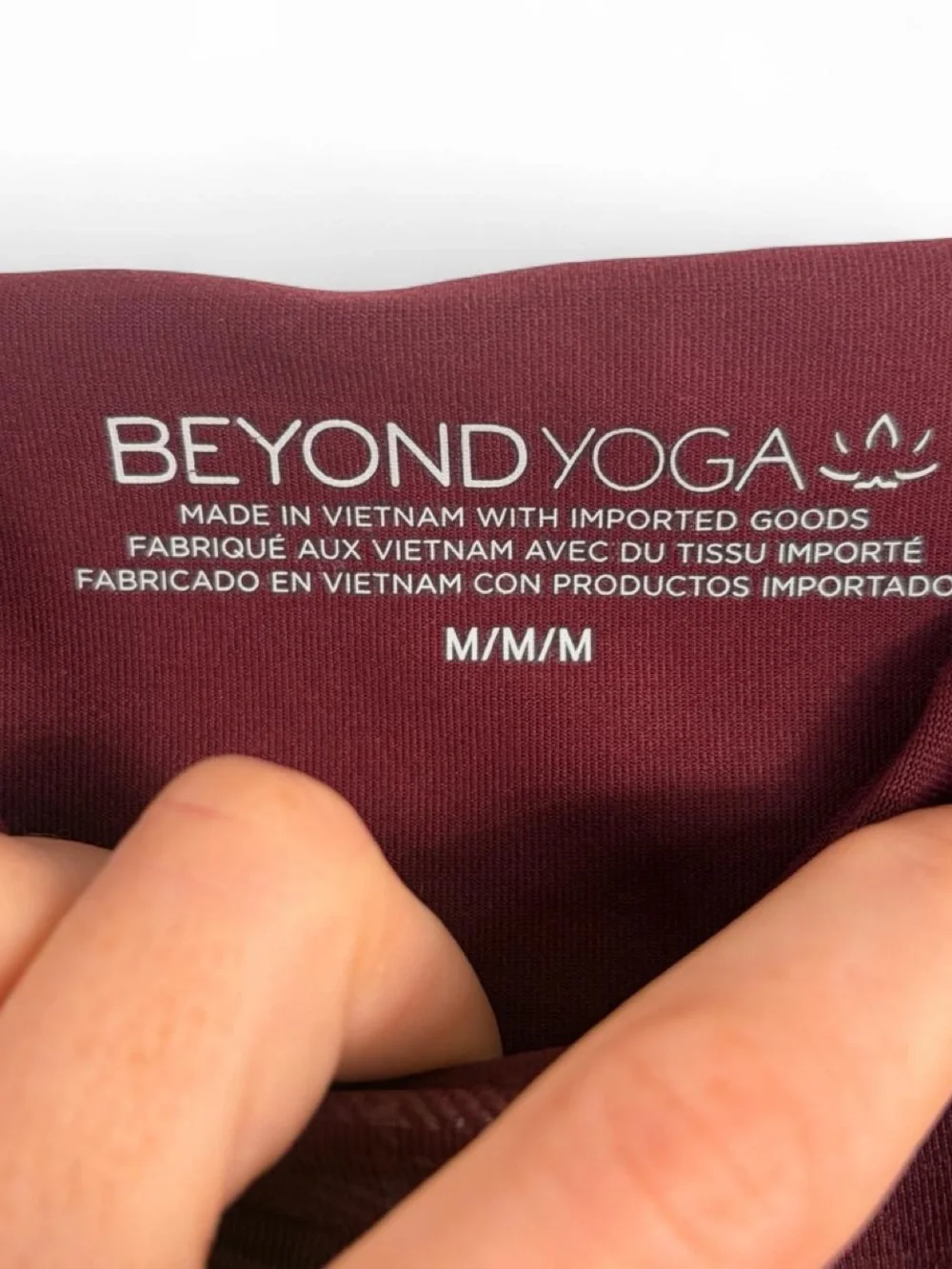 Beyond Yoga Beyond The Studio High Cropped Tank Plaid Foil Burgundy Medium